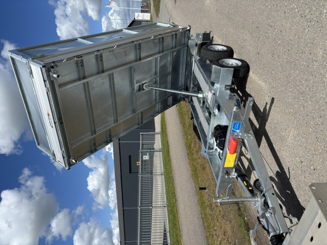 Tiptrailer 3.500 kg med elektrisk 3-vejs tip thumbnail 2