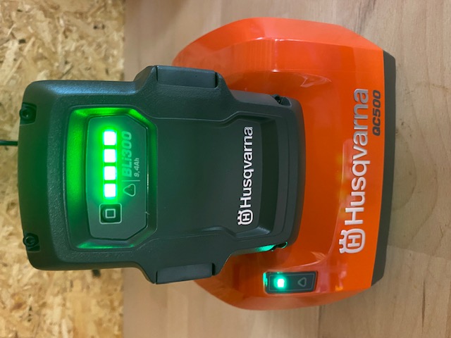 Hækkeklipper på batteri thumbnail 1