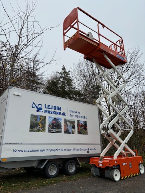 Saxlift 8 m thumbnail 1