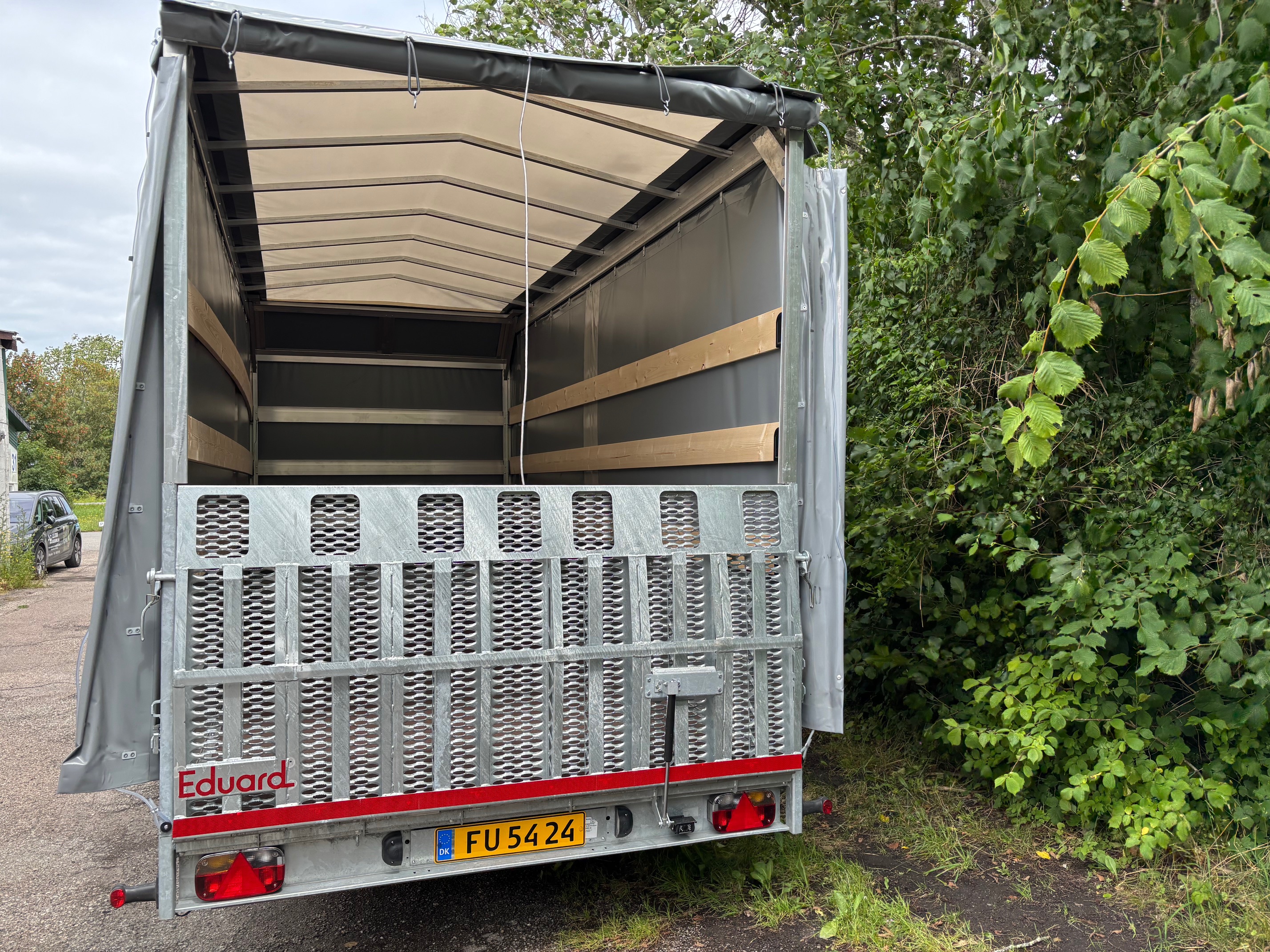 Maskin/flytte/autotrailer XL - 24m3 thumbnail 4